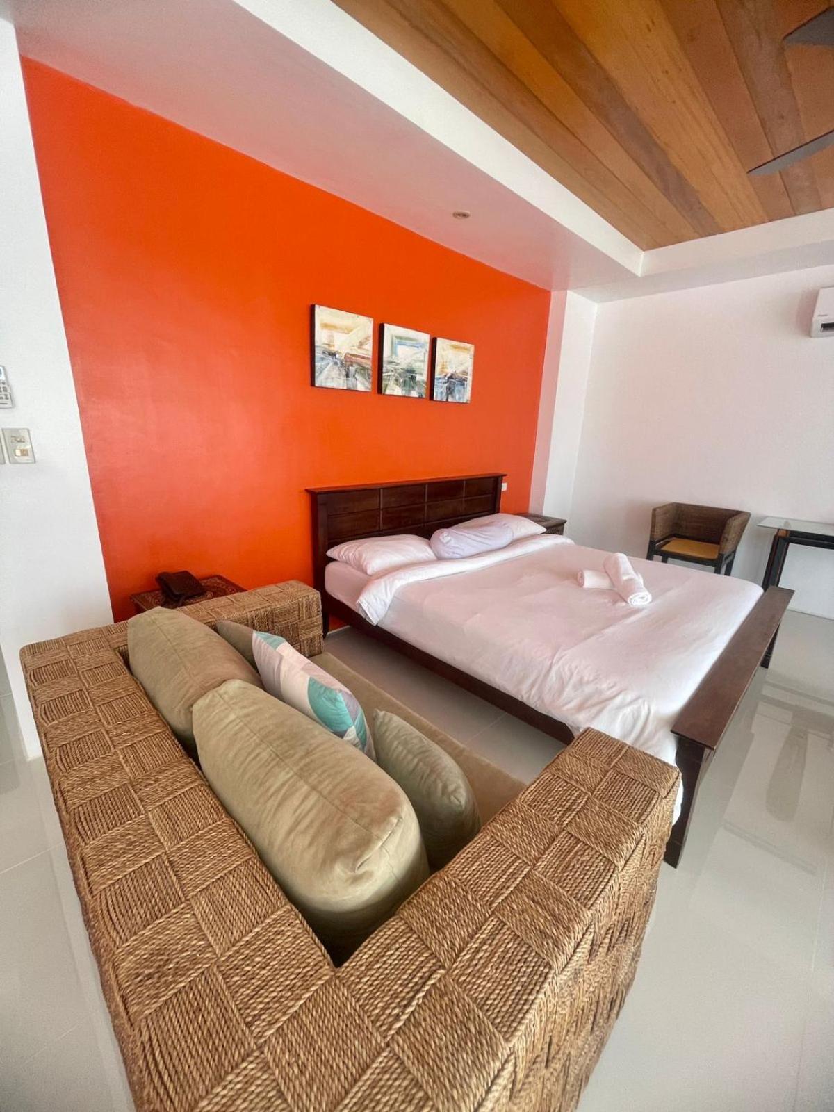 Calypso Beach And Dive Resort Manoc-Manoc Zewnętrze zdjęcie